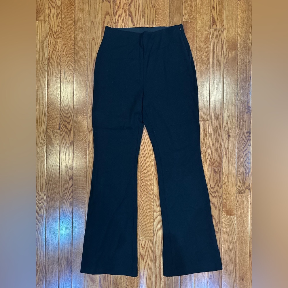 H&M black flare leg pants women’s size 6 LNC